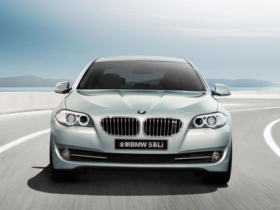  BMW 535Li 2010 года  (фото 2 из 16)